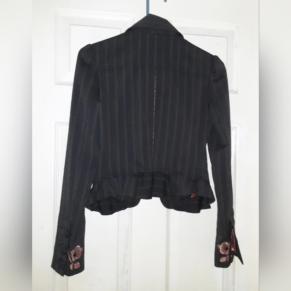 Guess Jacket Cropped With Ruffles - Picture 3 of 6